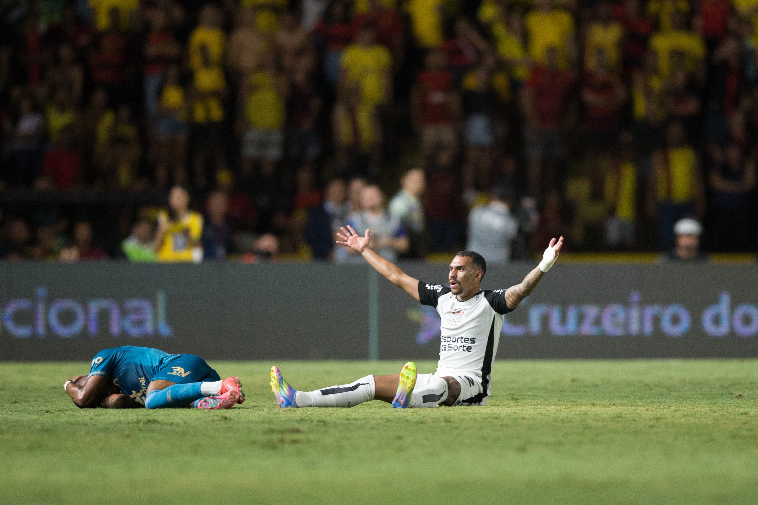 Análise: falta de intensidade e senso de urgência explicam derrota do Corinthians para o Sport 
