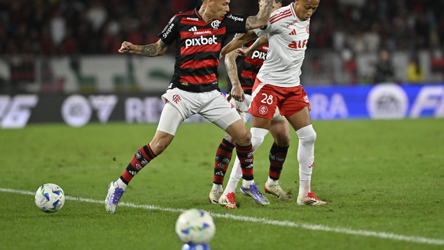 Carrascal em Flamengo x Inter