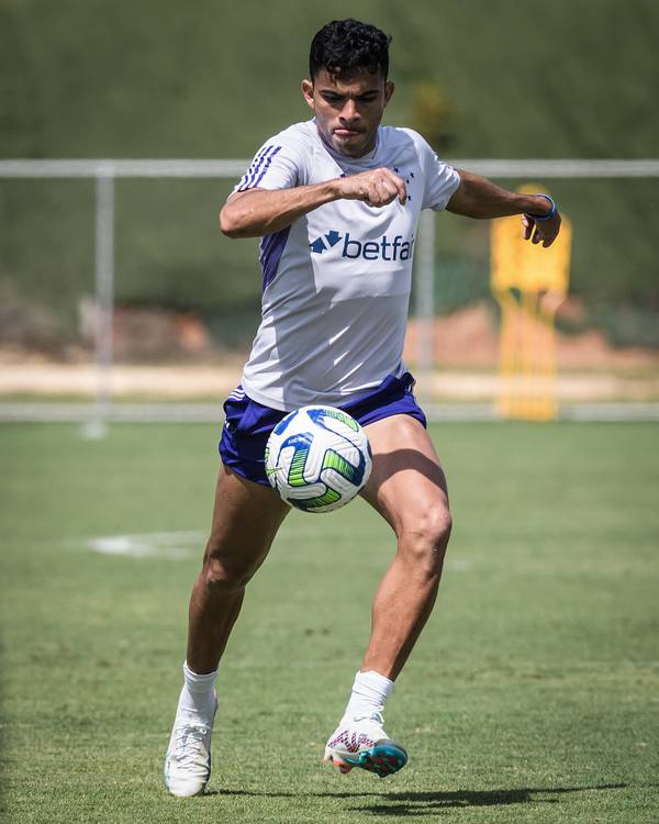 Escalação do Cruzeiro: Gilberto e Oliveira voltam a ser relacionados; veja provável time