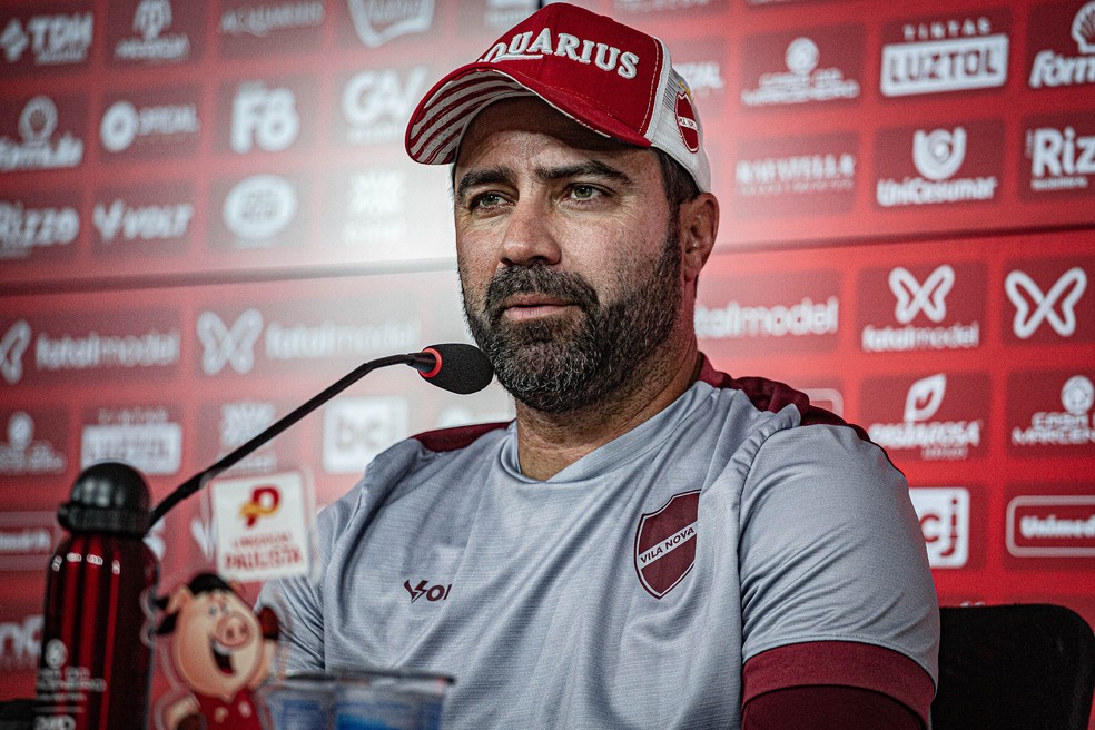 Rafael Lacerda - técnico do Vila Nova — Foto: Roberto Corrêa / Vila Nova F.C.