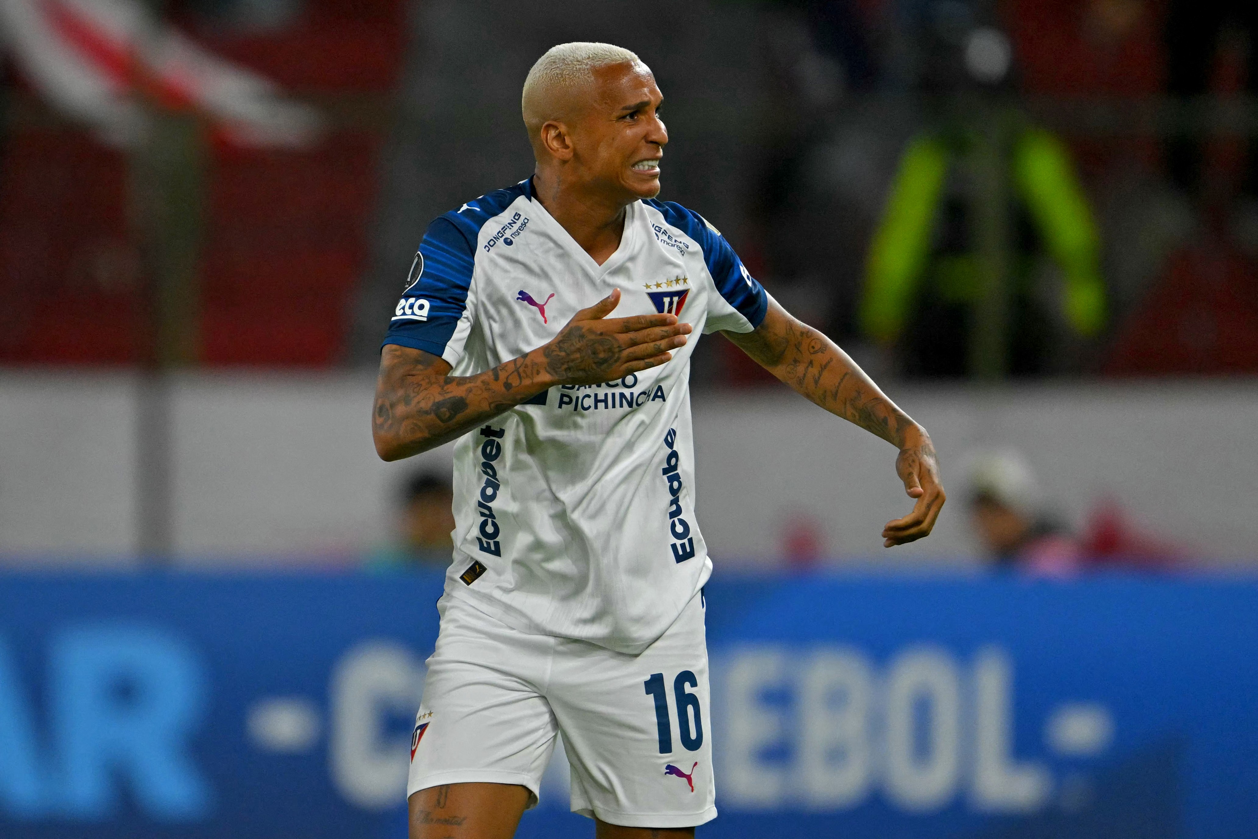 Deyverson, carrasco de Fla e Flu na Libertadores, aposta em experiência: "Conheço bem o torneio"