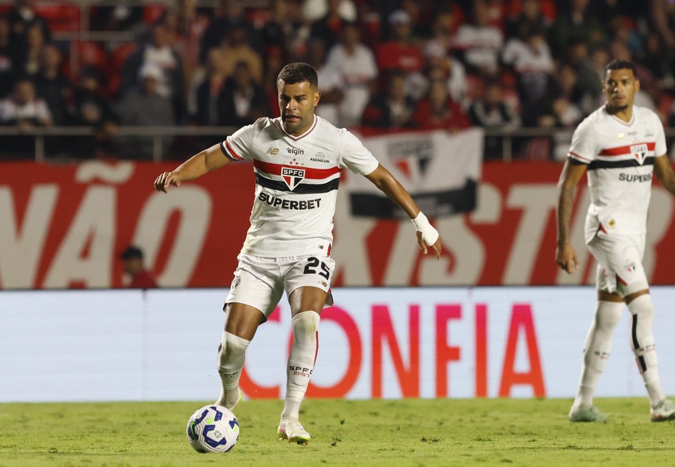 Alisson durante jogo do São Paulo — Foto: Foto: Rubens Chiri/São Paulo