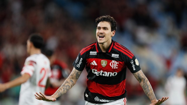 Pedro abre o placar em Flamengo x Estudiantes