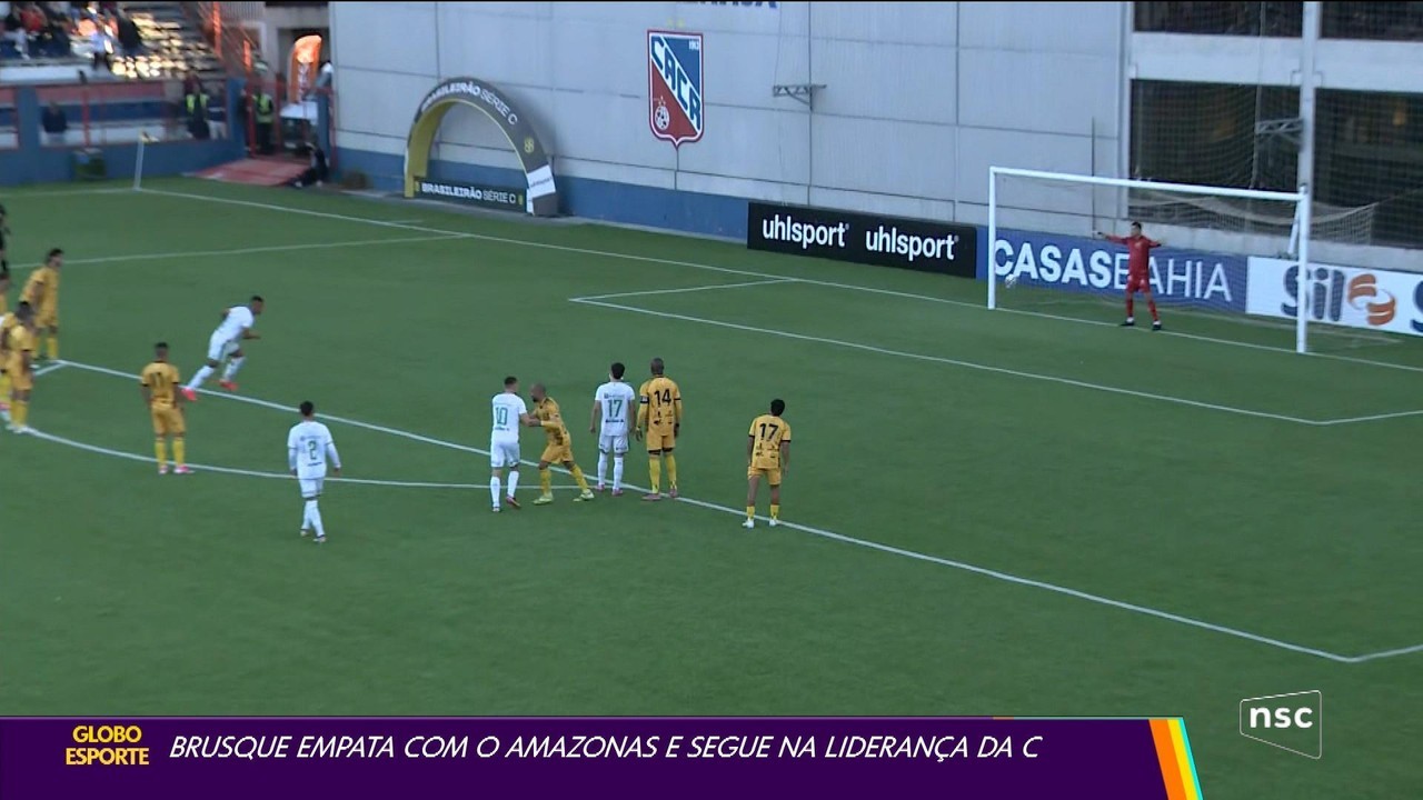 Zagueiro do Brusque aproveita rotação do elenco na Série C e ganha espaço entre os titulares