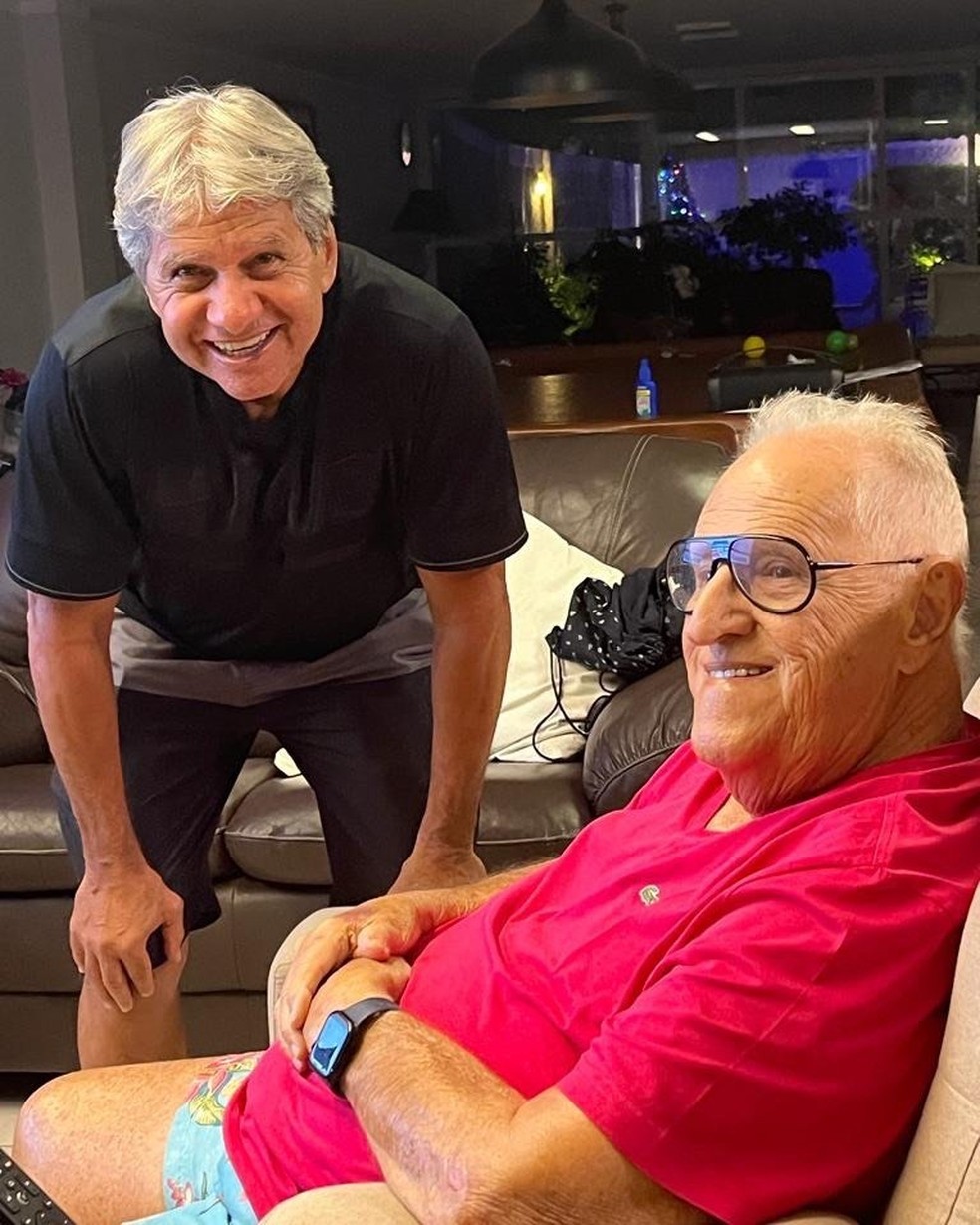 Arthur Bernardes com Apolinho