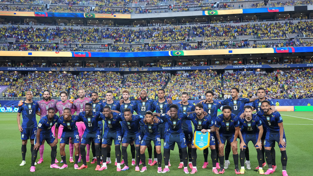 Brasil x Haiti time posado