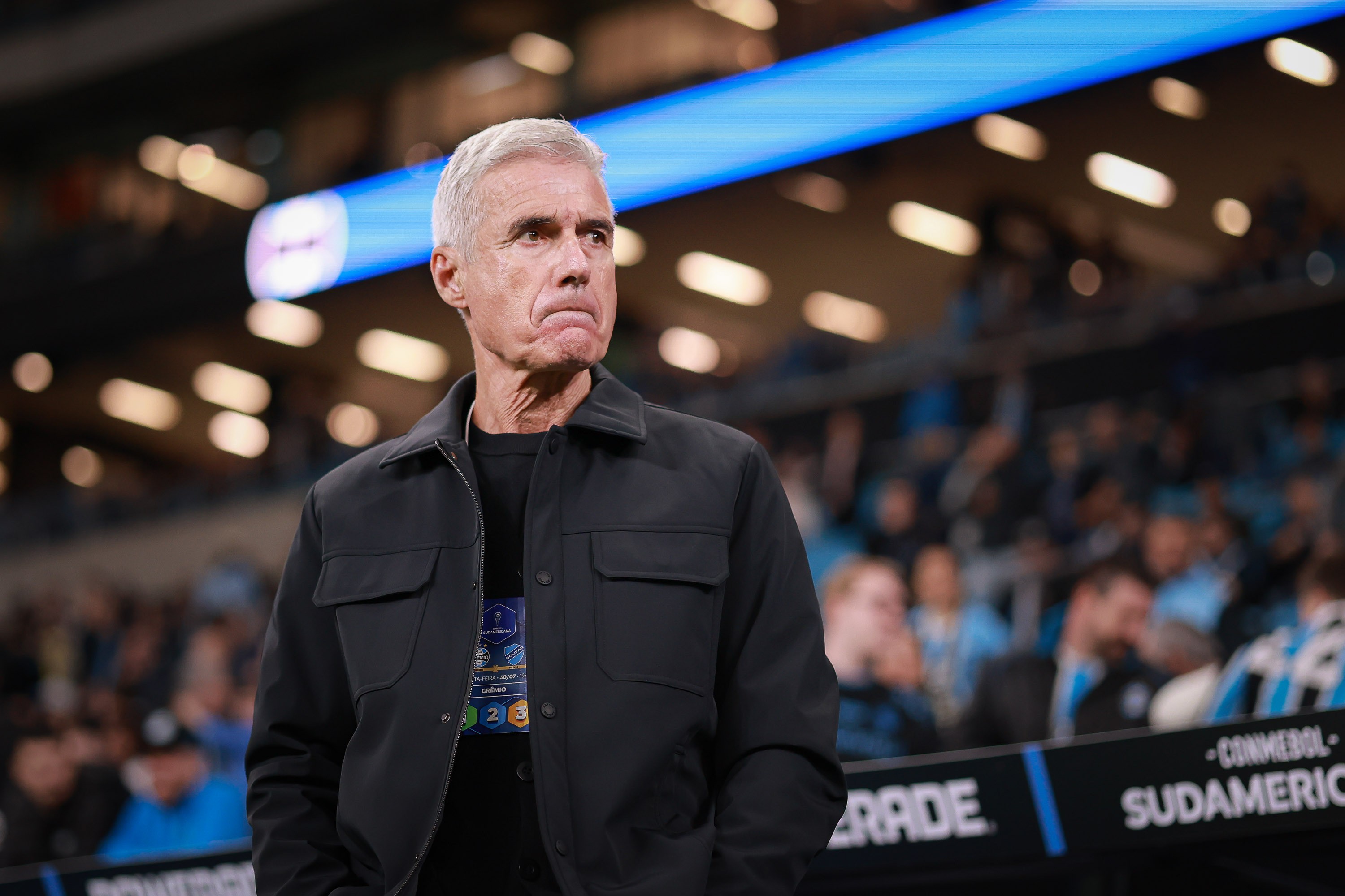 Luís Castro corre risco de demissão no Grêmio? Saiba bastidores | Ge
