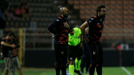 Valentim lamenta jejum de vitórias do Ituano e cita lado emocional dos jogadores após nova derrota - Foto: (Fernando Roberto/Ituano FC)