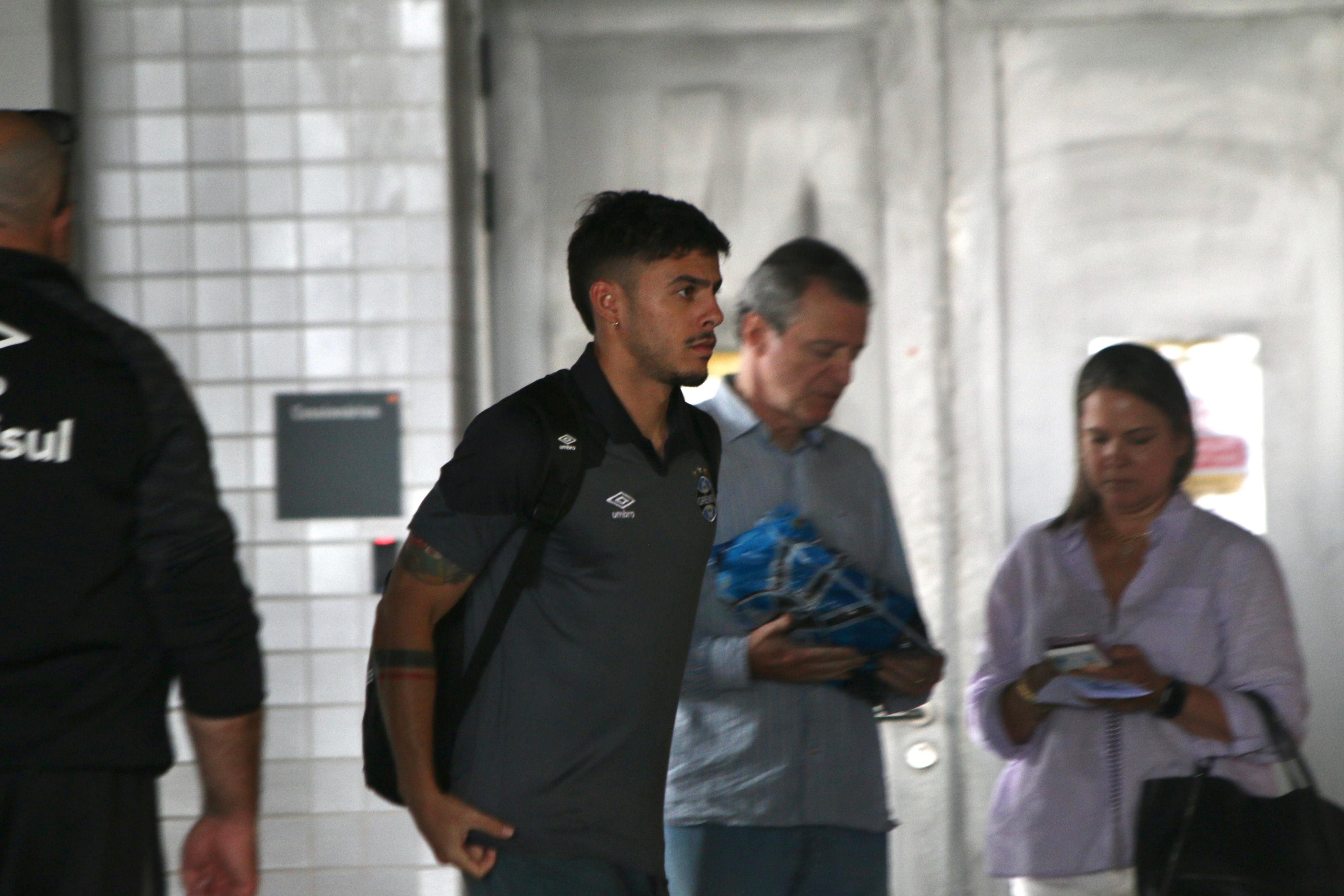Carballo recusa reapresentação no Grêmio devido a razões pessoais