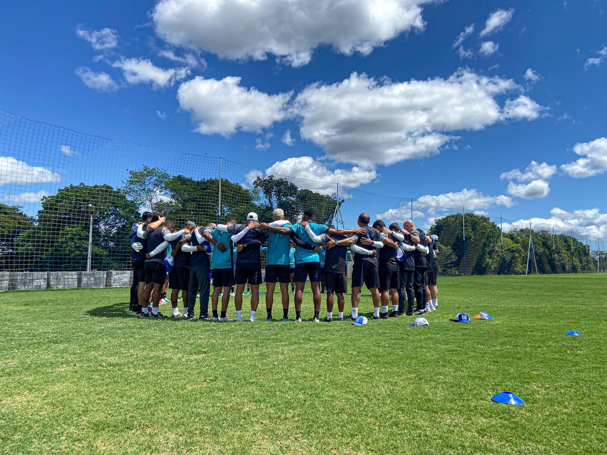 CSA muda estratégia para 2024 mantém apenas dois jogadores e chega a