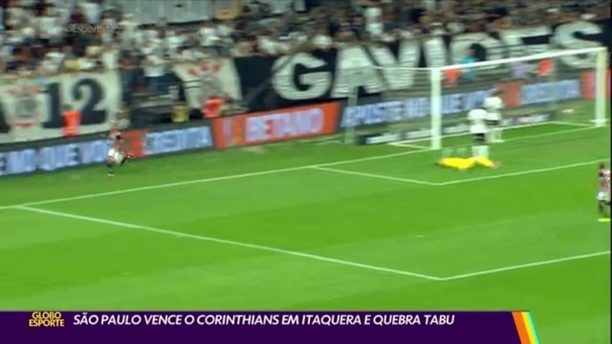 Carrasco de rivais, Calleri tenta aumentar idolatria no São Paulo com mais um título inédito