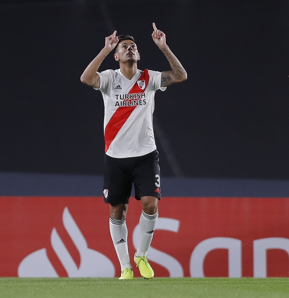 CORINTHIANS 100% FOCADO! Clube avança por reforço e negociações esquentam nos bastidores!