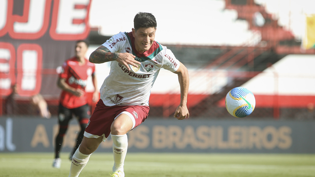 Cano voltou a ser titular no Fluminense neste domingo