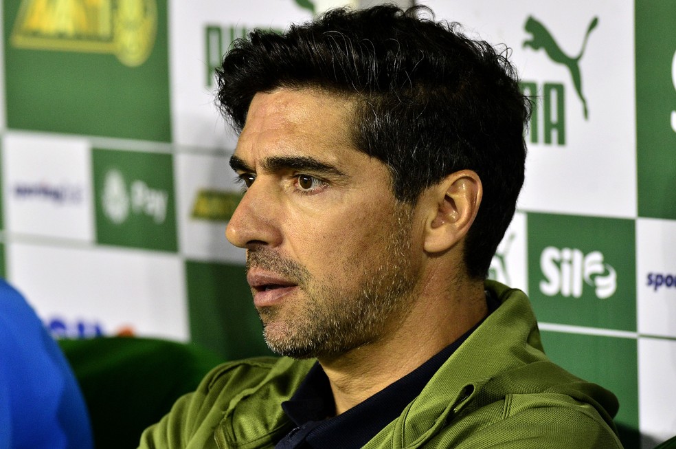 A BASE VEM FORTE! Palmeiras prioriza evolução de joias e jovens deve ter mais minutos em breve