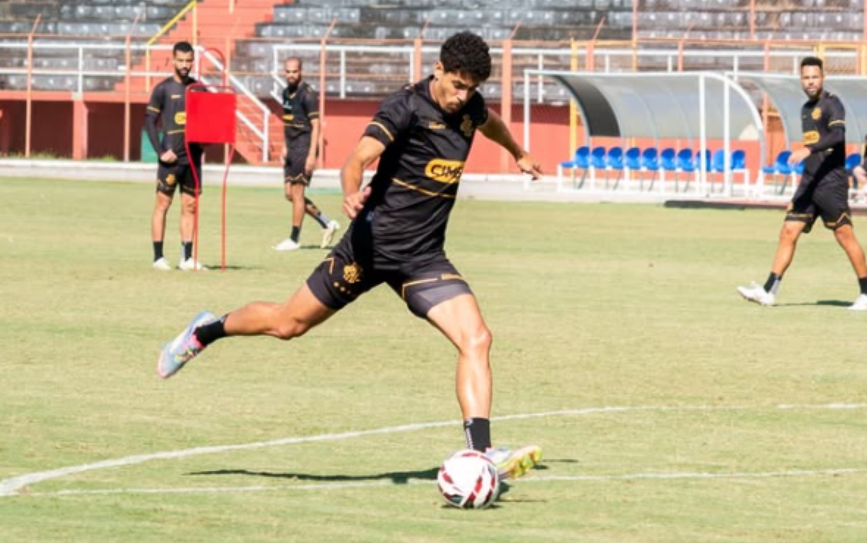 Pouso Alegre ainda tem chance de classificação na Série D, mas precisa vencer fora pela primeira vez