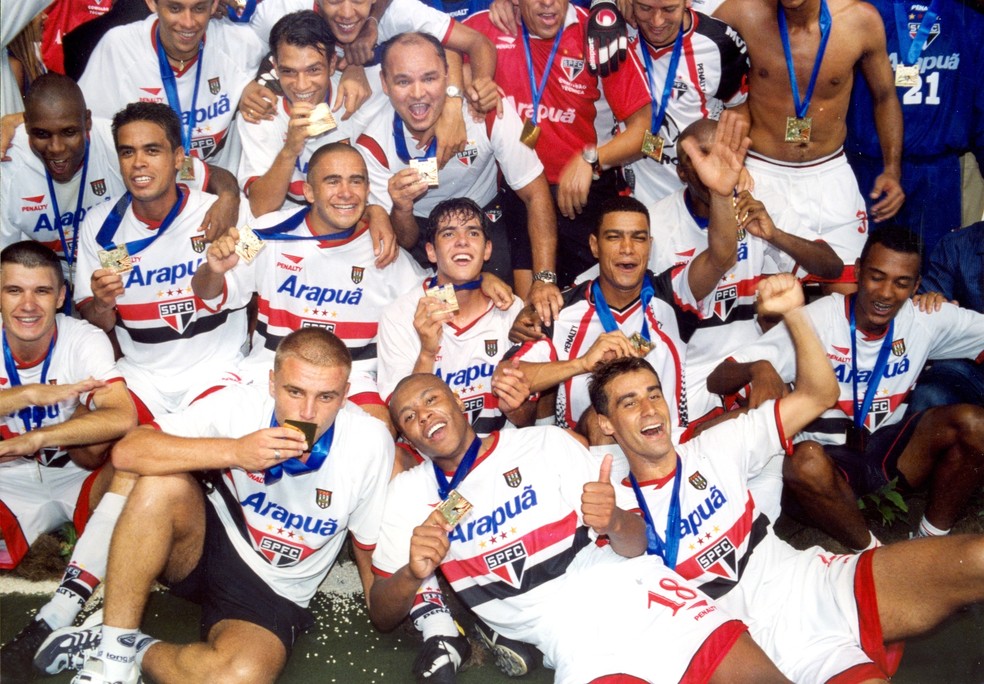 São Paulo tinha Kaká e era o atual campeão do Rio-São Paulo em 2001 — Foto: Rubens Chiri / saopaulofc.net