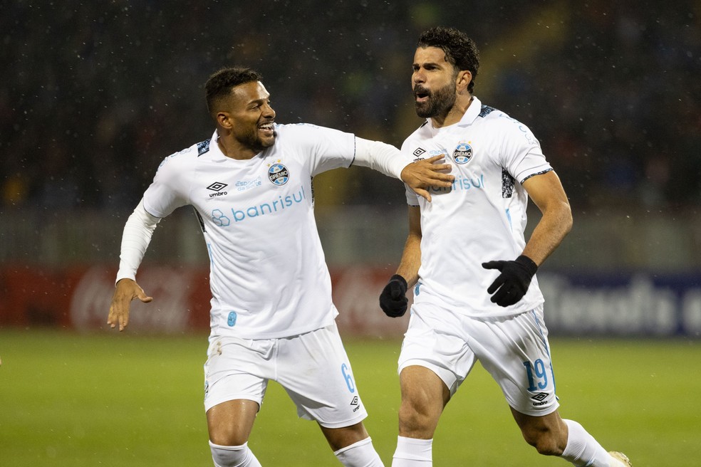 Reinaldo e Diego Costa não terão os contratos renovados — Foto: Staff Images/Conmebol