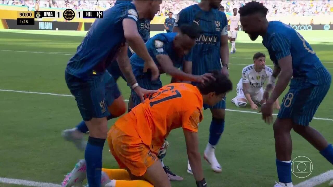 Ex-jogador Barcelona e City, João Cancelo demonstra apreço pelo Corinthians: 
