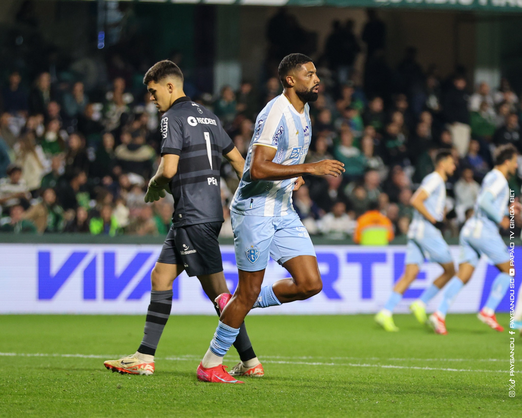 Paysandu busca segunda vitória longe de Belém e diminuir distância para deixar o Z-4