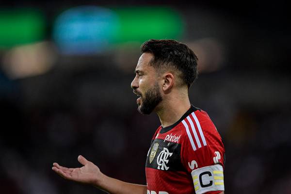 Everton Ribeiro receives inquiries from clubs, but gives priority to Flamengo, which has not yet opened any dialogue |  Flamingo