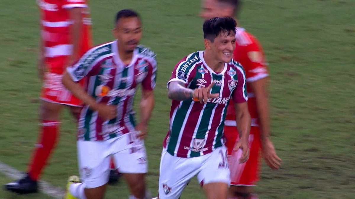 Flamengo x Fluminense: artilheiros de um toque só, Pedro e Cano são a  esperança de gols no clássico, espião estatístico
