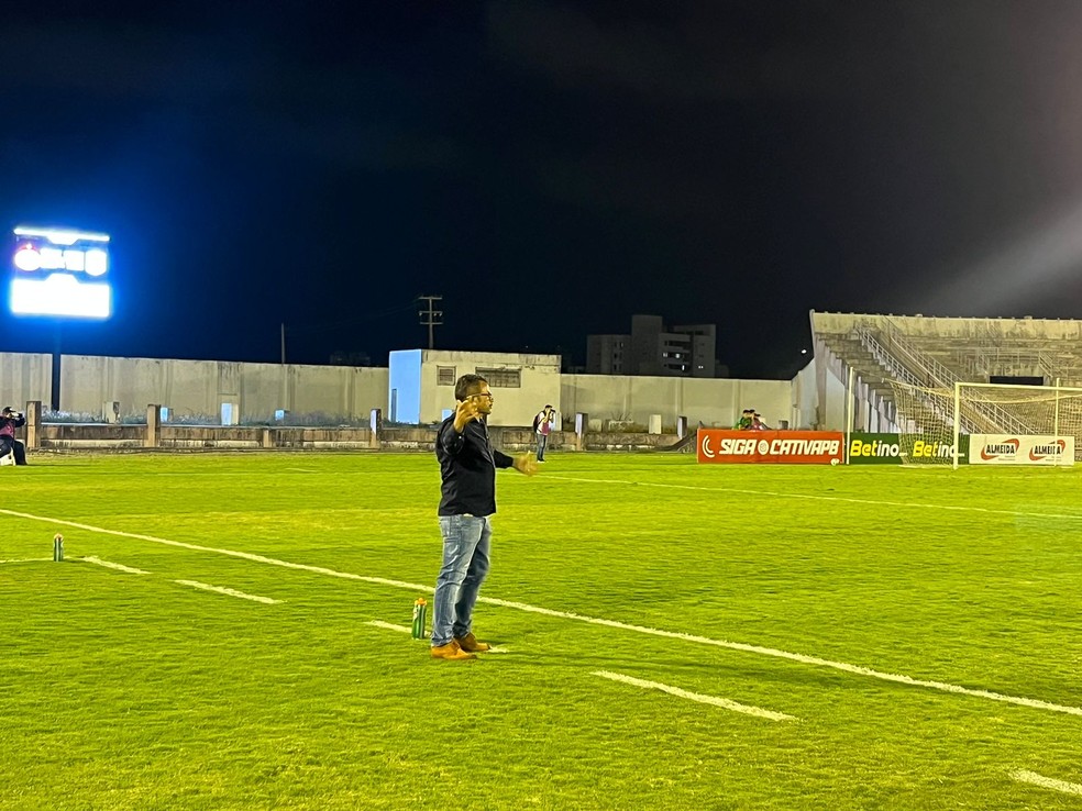 Josivaldo Alves no comando t�cnico do CSP em 2023 � Foto: Beatriz Freire / TV Cabo Branco