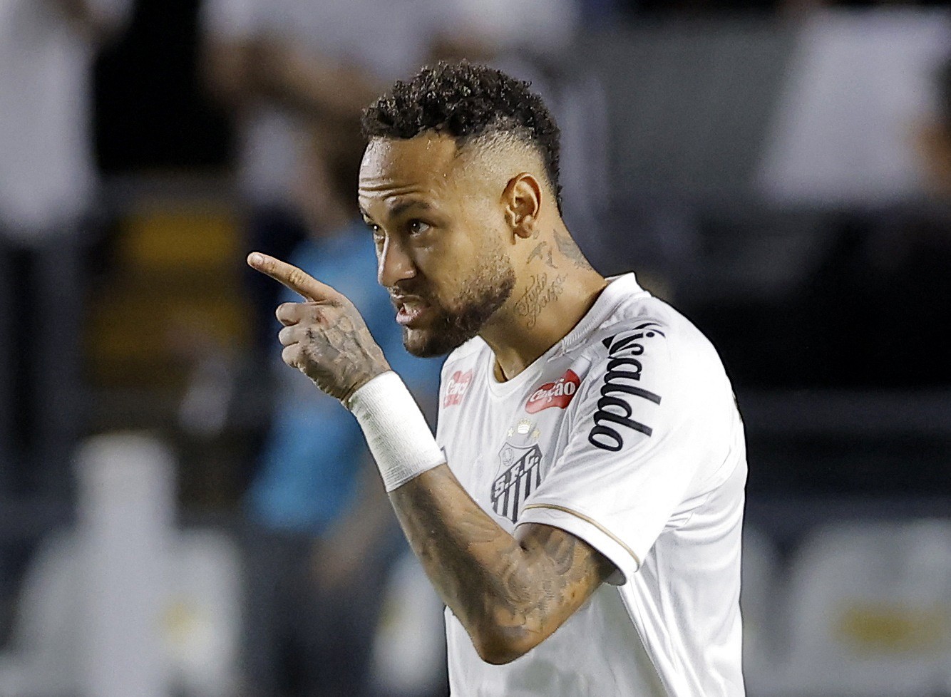 Quatro motivos para convocar ou não convocar Neymar para a Copa do Mundo