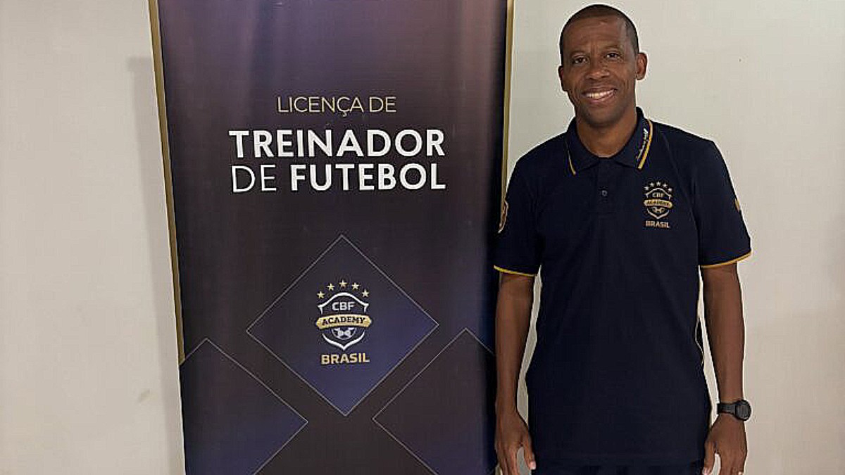 Vilavelhense confirma ex-volante Cal Santos como seu novo técnico