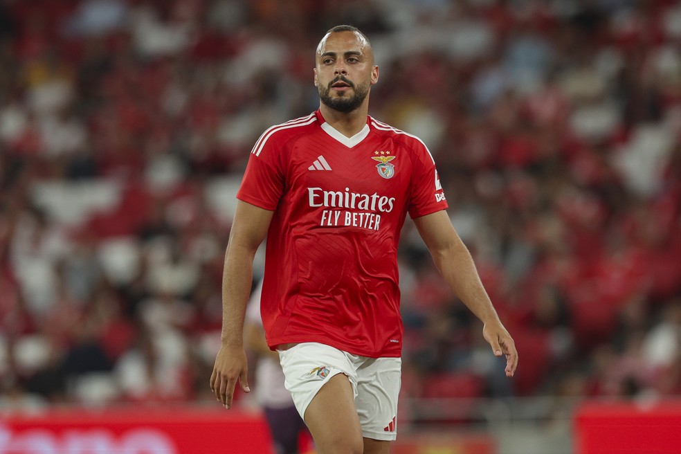 Arthur Cabral em ação pelo Benfica na pré-temporada