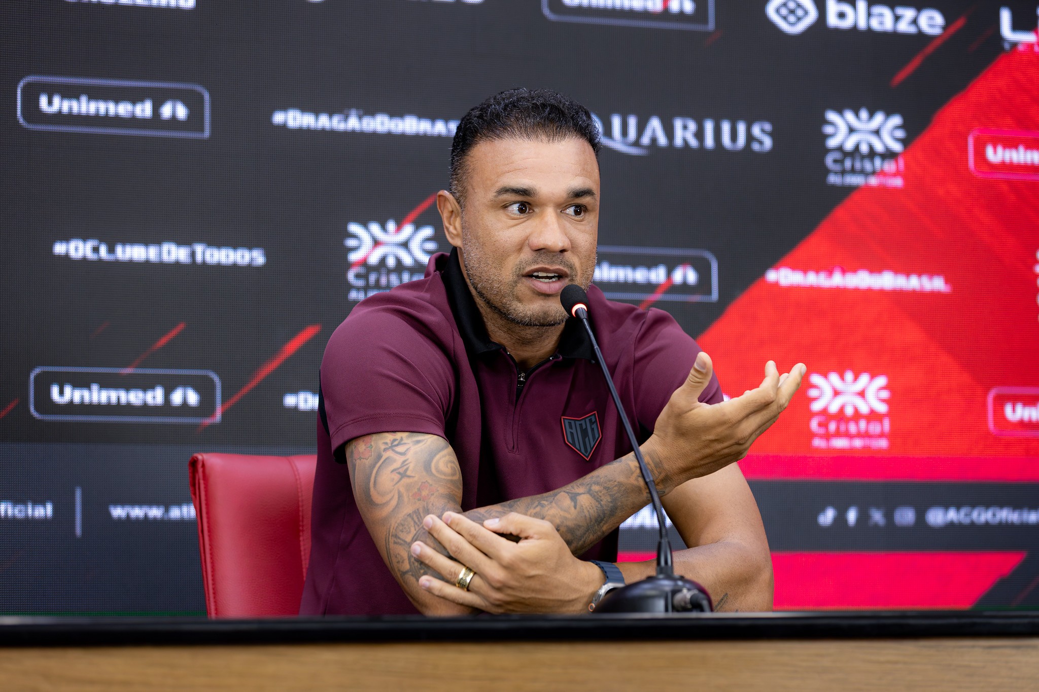 Roger Silva elogia momento de Bruno José após gol diante do Avaí
