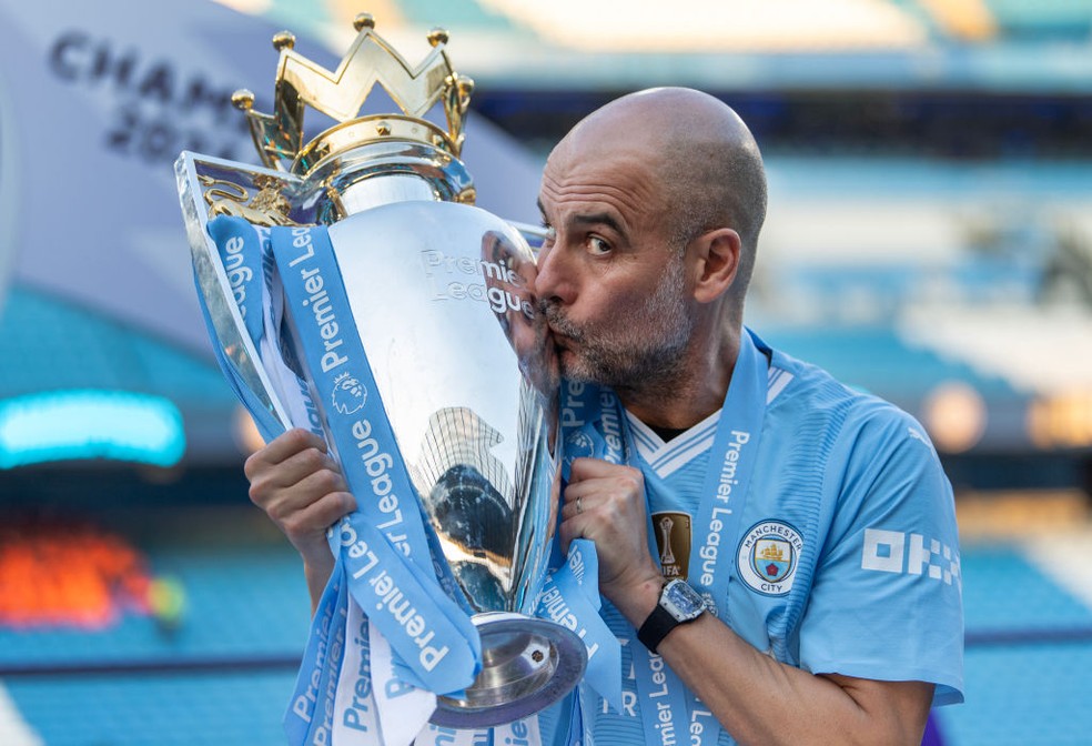 Pep Guardiola em campo — influência de Bielsa