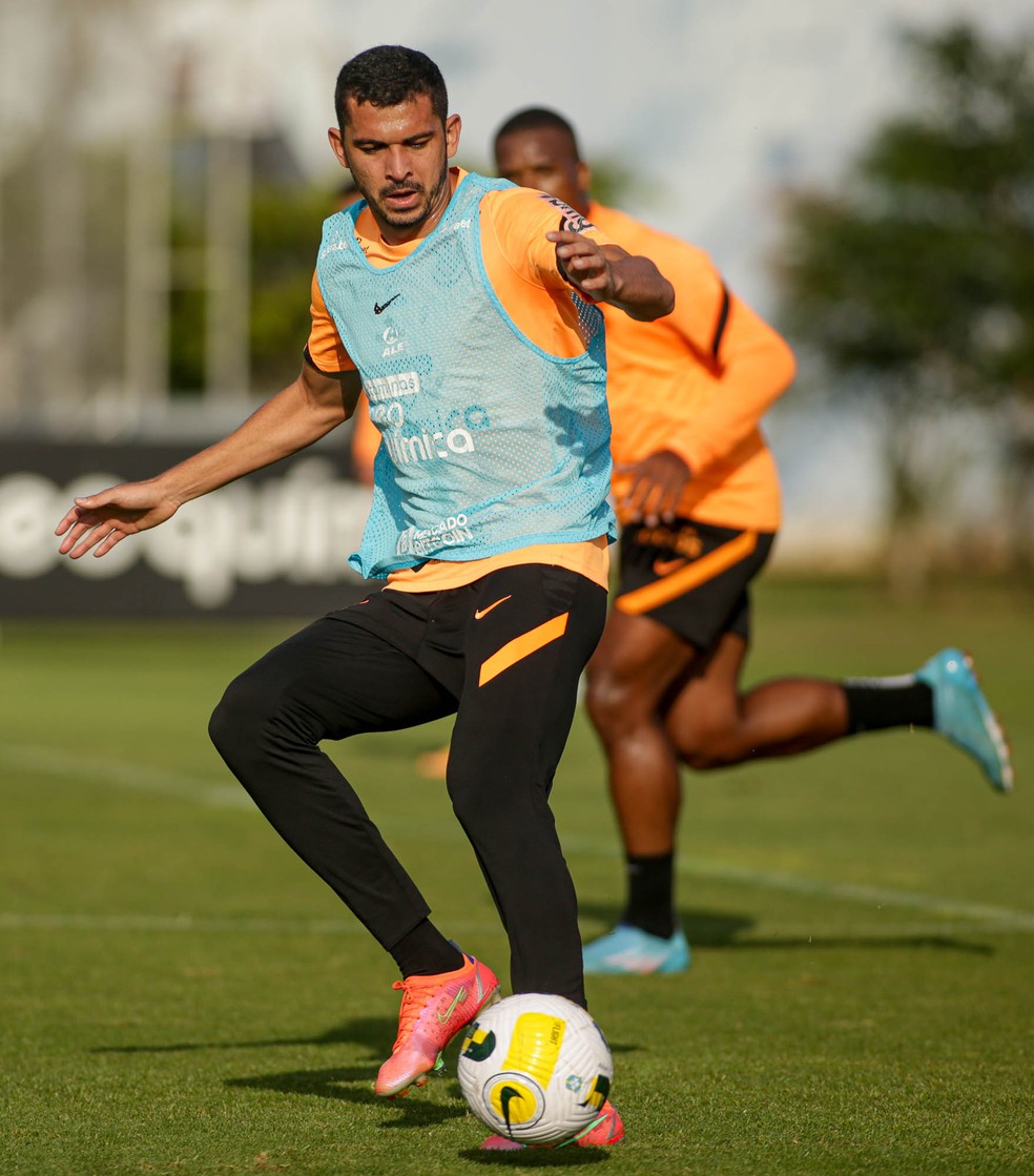 Rio, Brasil - July 02, 2022: Bruno Melo Jogador Em Jogo Entre