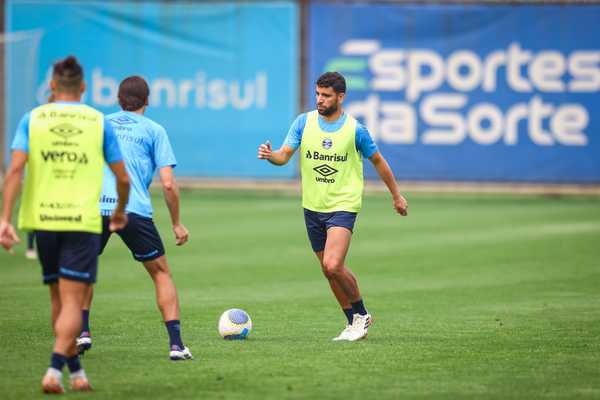 Interesse de clubes da Série A por Pepê após queda no Grêmio