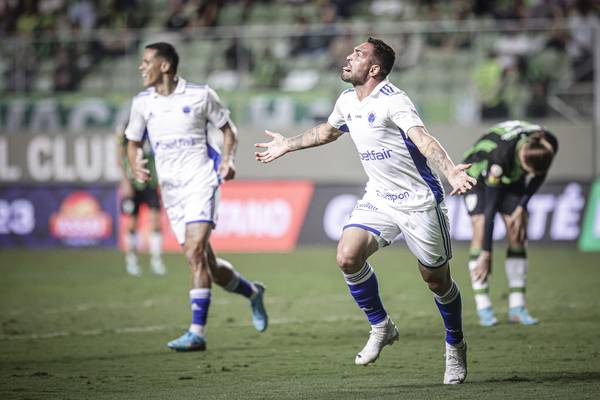 Cruzeiro defende invencibilidade contra América-MG nos pontos corridos por respiro na tabela