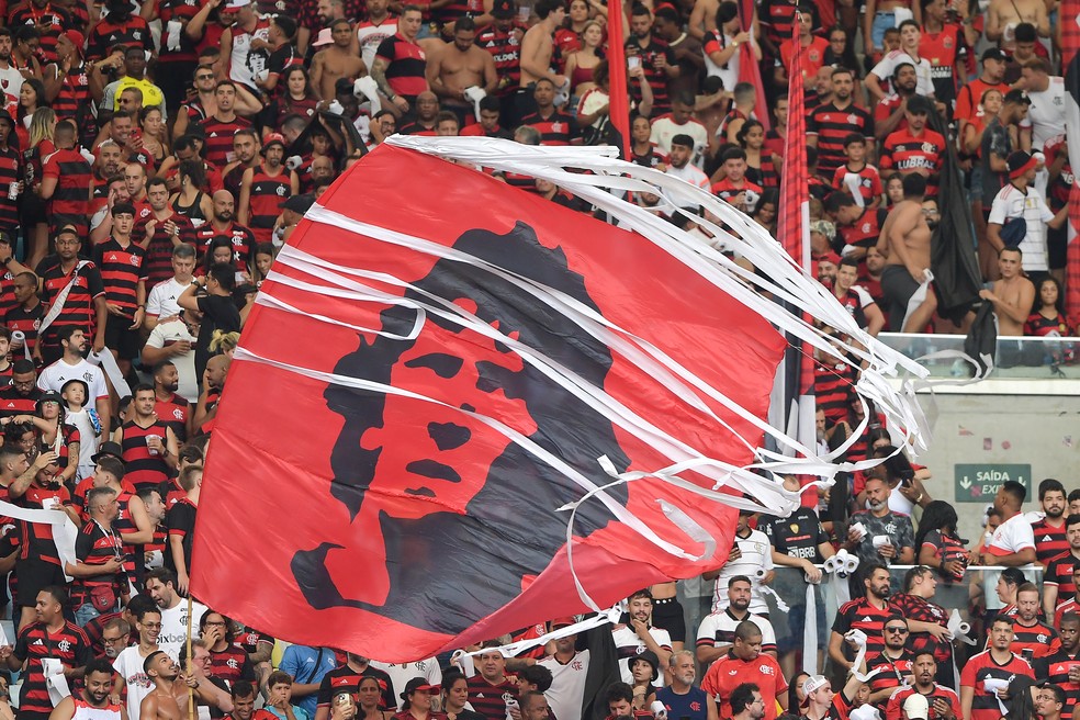 Torcida do Flamengo contra Fluminense, no Maracanã pelo Campeonato Carioca 2025 — Foto: Thiago Ribeiro/AGIF