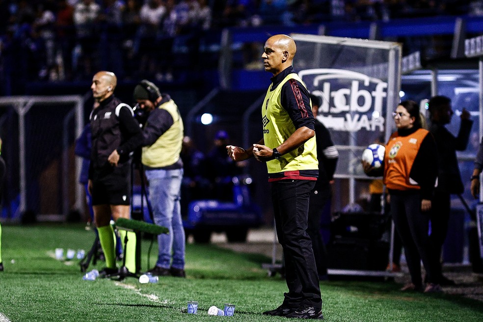 Pepa, técnico do Sport — Foto: Paulo Paiva / Sport Recife