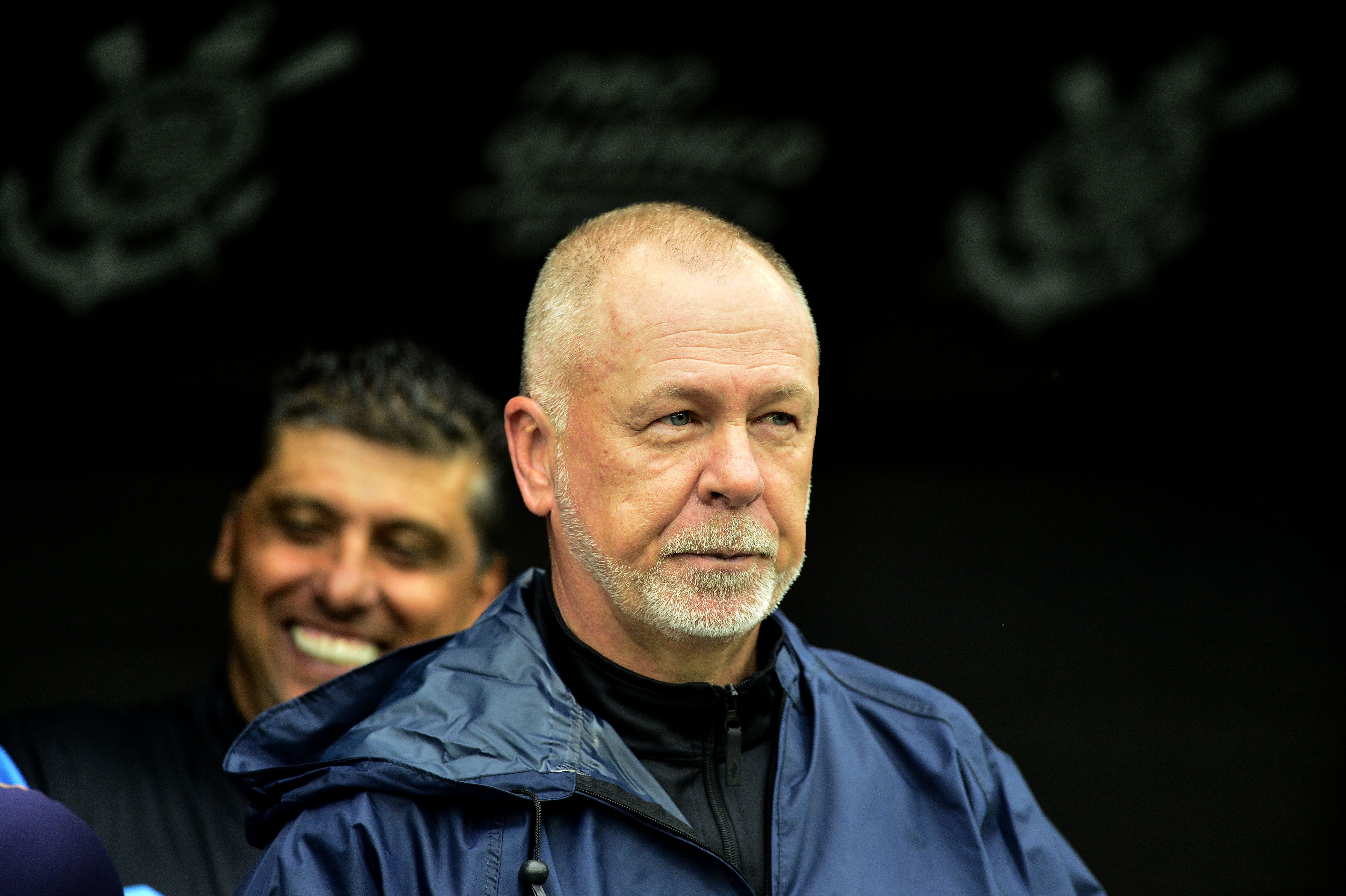 Mano diz que Grêmio merecia resultado melhor em jogo igual