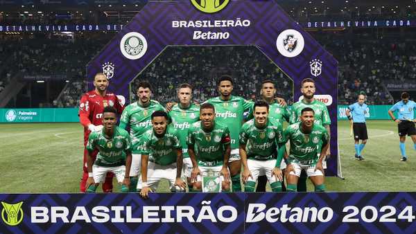 Estêvão brilha com duas assistências na vitória do Palmeiras: confira suas notas!