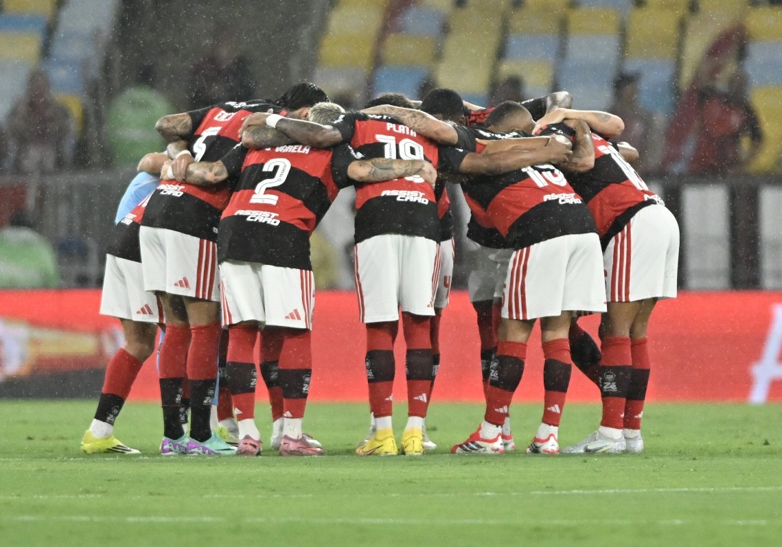 Análise das Atuação do Flamengo: Rossi, Paquetá e Ayrton Lucas Marcam Desempenhos Abaixo do Esperado na Recopa