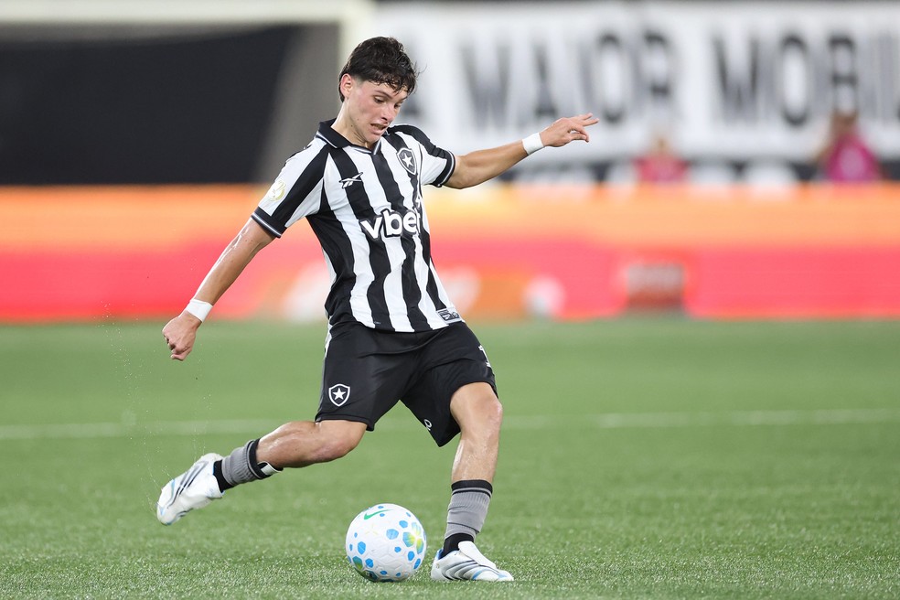 Montoro em Botafogo x Chapecoense — Foto: Vitor Silva/Botafogo