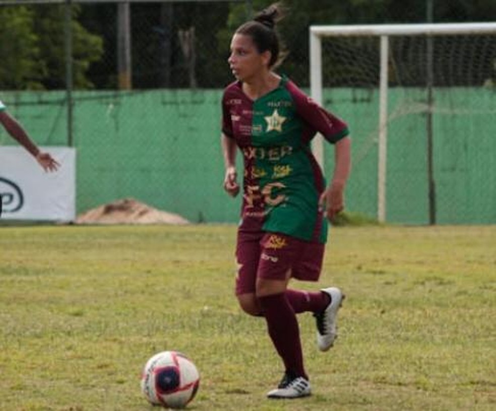 Futebol americano feminino da Lusa realiza seletiva para novas jogadoras