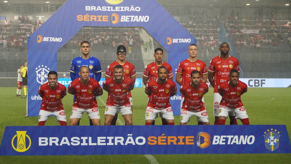 Vila Nova bate Botafogo-SP e volta a vencer na Série B > No Ataque