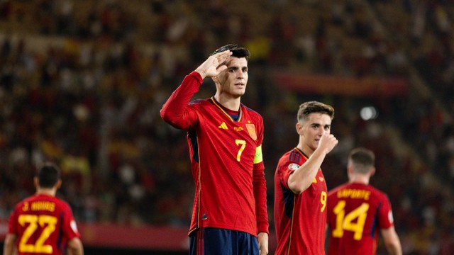 Espanha 2 x 0 Escócia  Eliminatórias da Eurocopa: melhores momentos