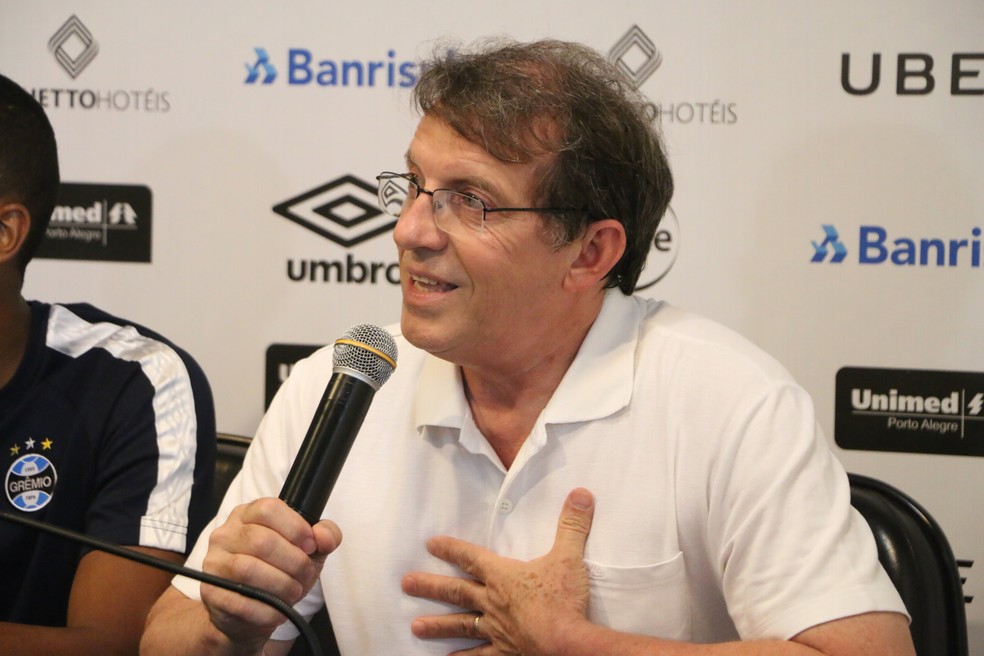 Odorico Roman tenta presidência do Grêmio pela segunda vez — Foto: Eduardo Moura