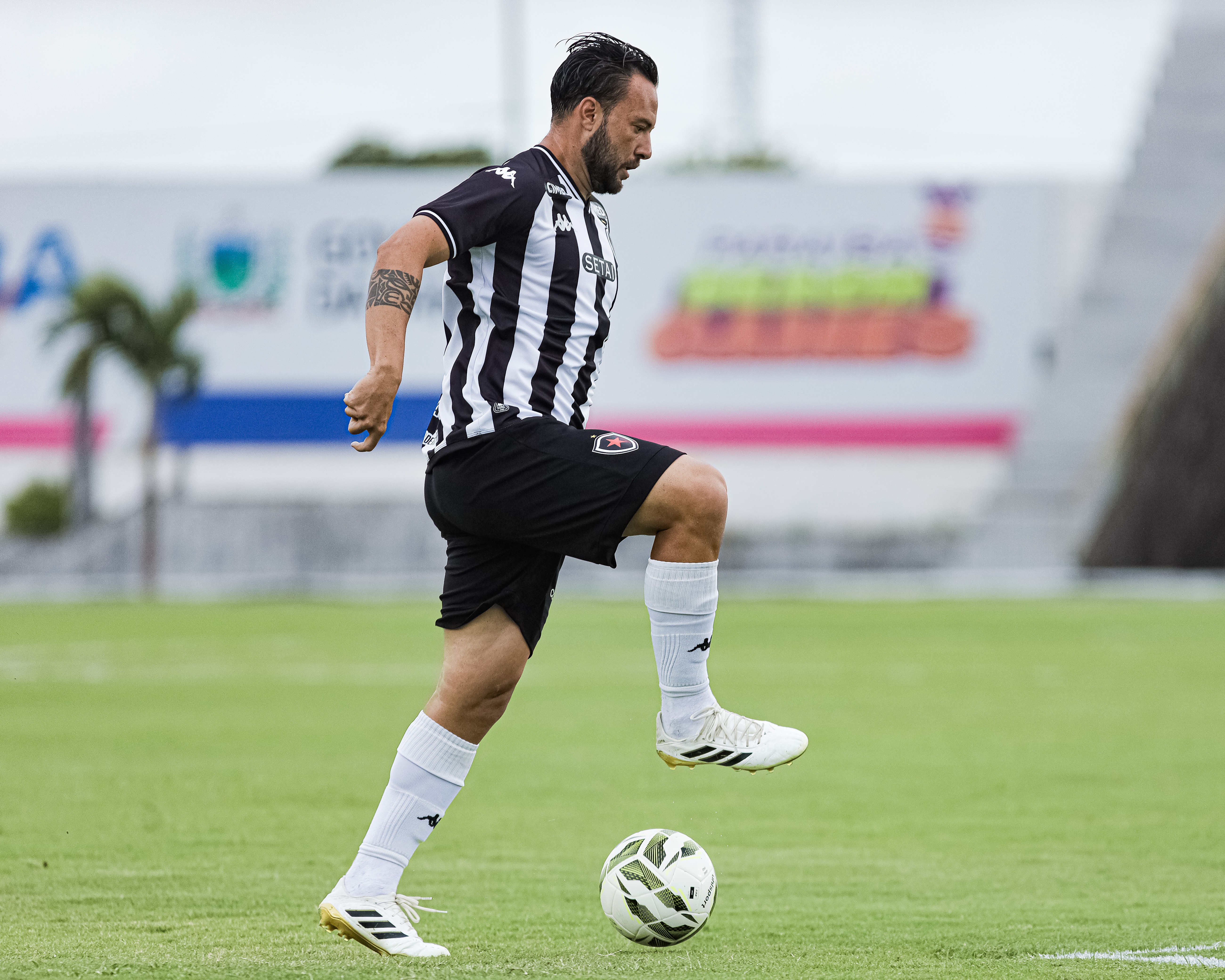 Giovanni retoma espaço no Botafogo-PB e ganha minutos com Marcelo Fernandes