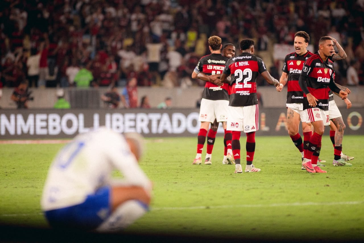 Análise: Flamengo engole Cruzeiro no 1º tempo, despacha um dos favoritos e mantém sonho do penta