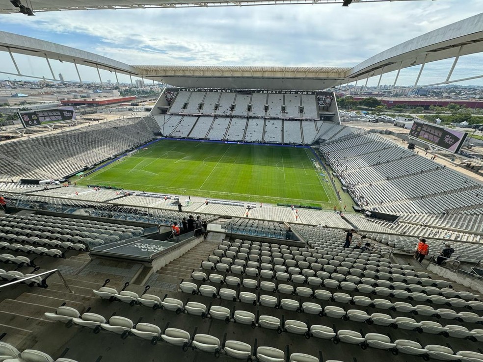 Corinthians planeja retirar cadeiras do setor Sul da Neo Química Arena — Foto: Emilio Botta
