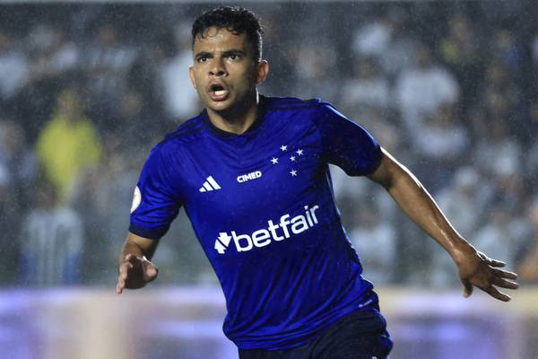 Artilheiro e garçom do Cruzeiro, Bruno Rodrigues tem participação direta em 70% das vitórias no ano