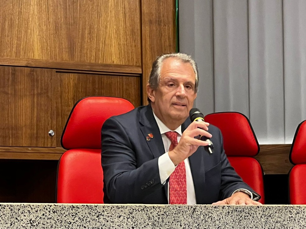 Bap planeja nota oficial para demonstrar insatisfao com a CBF  Foto: Letcia Marques / ge