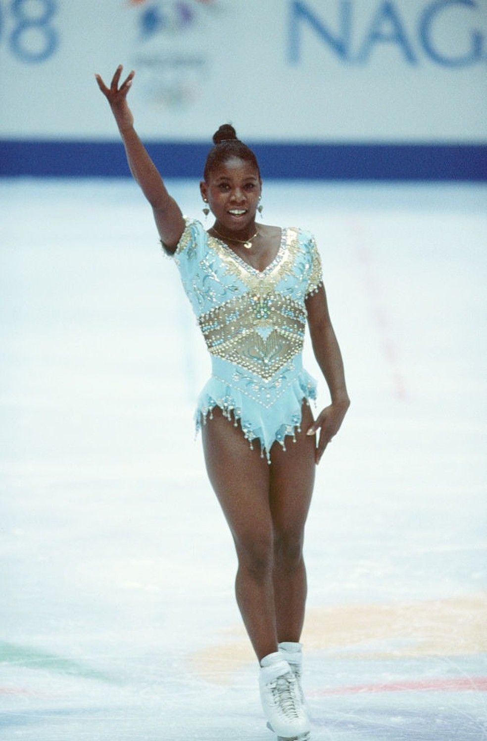 Surya Bonaly é uma patinadora que rompeu barreiras na modalidade nos anos 90 — Foto: Getty Images